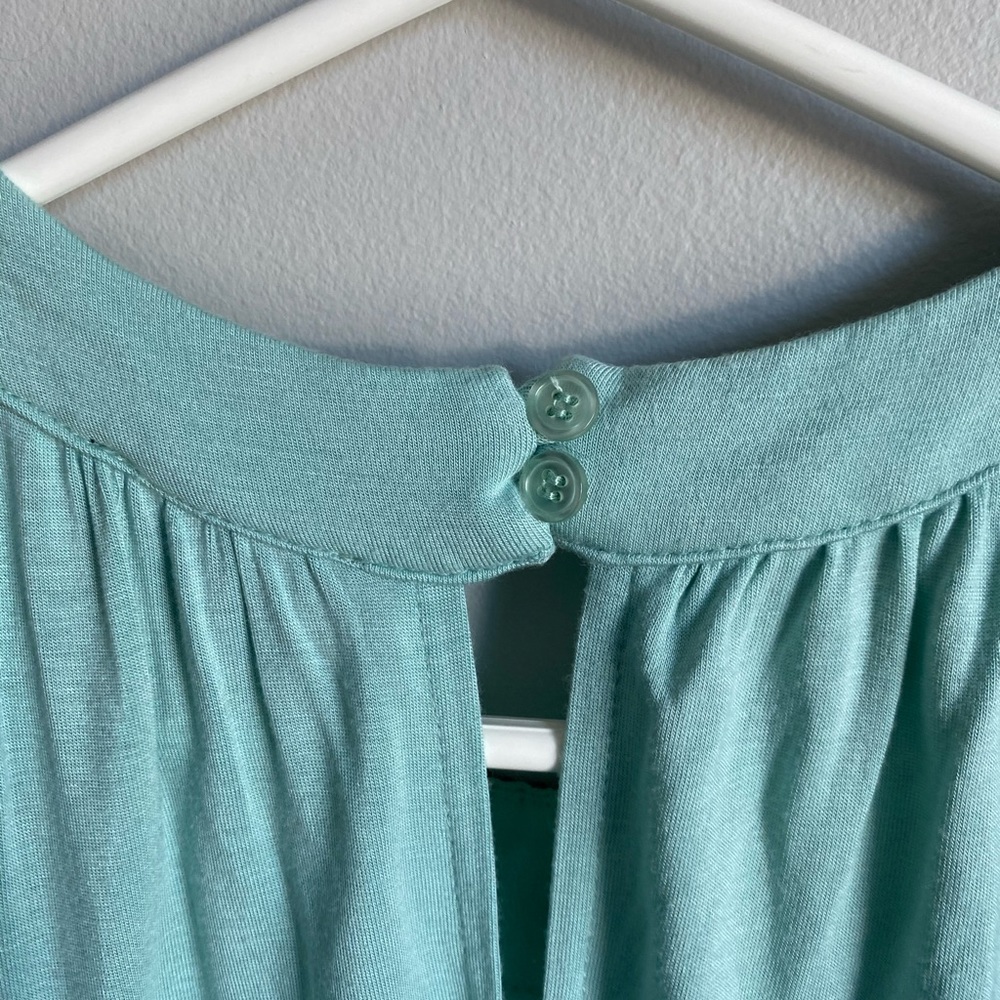 The Limited Mint Top with sequin detail size MED - Picture 5 of 5